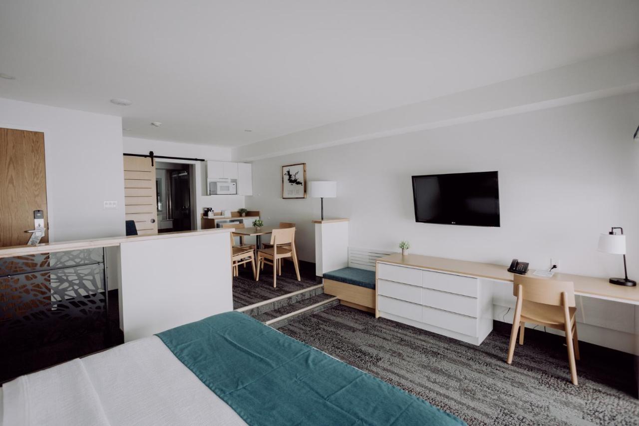 Hotel La Place Rendez-Vous Hotel 3*